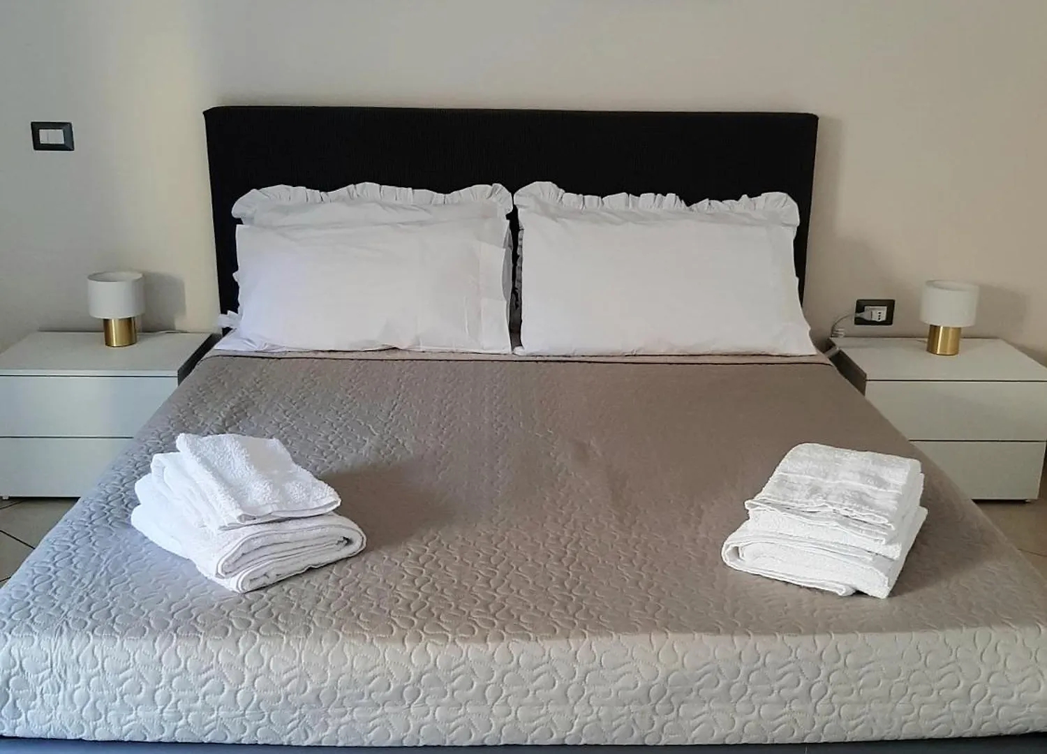 Stella Del Centro Apartment Palermo 0*,
